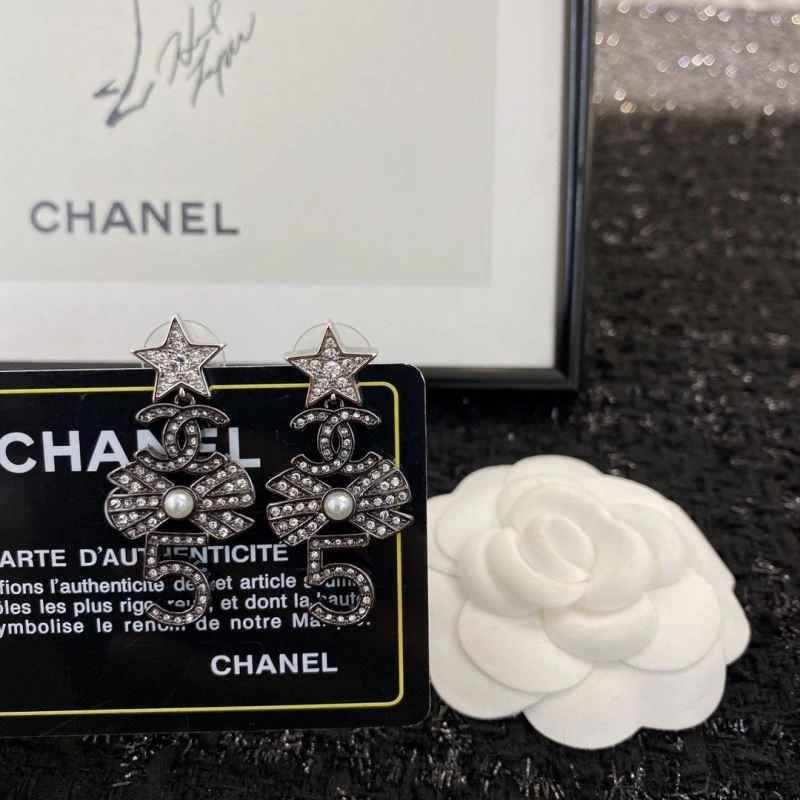 Chanel Earrings Cozy 231249