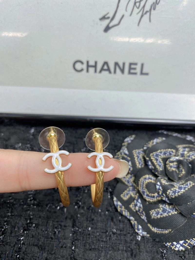 Chanel Earrings Stretchable 231203