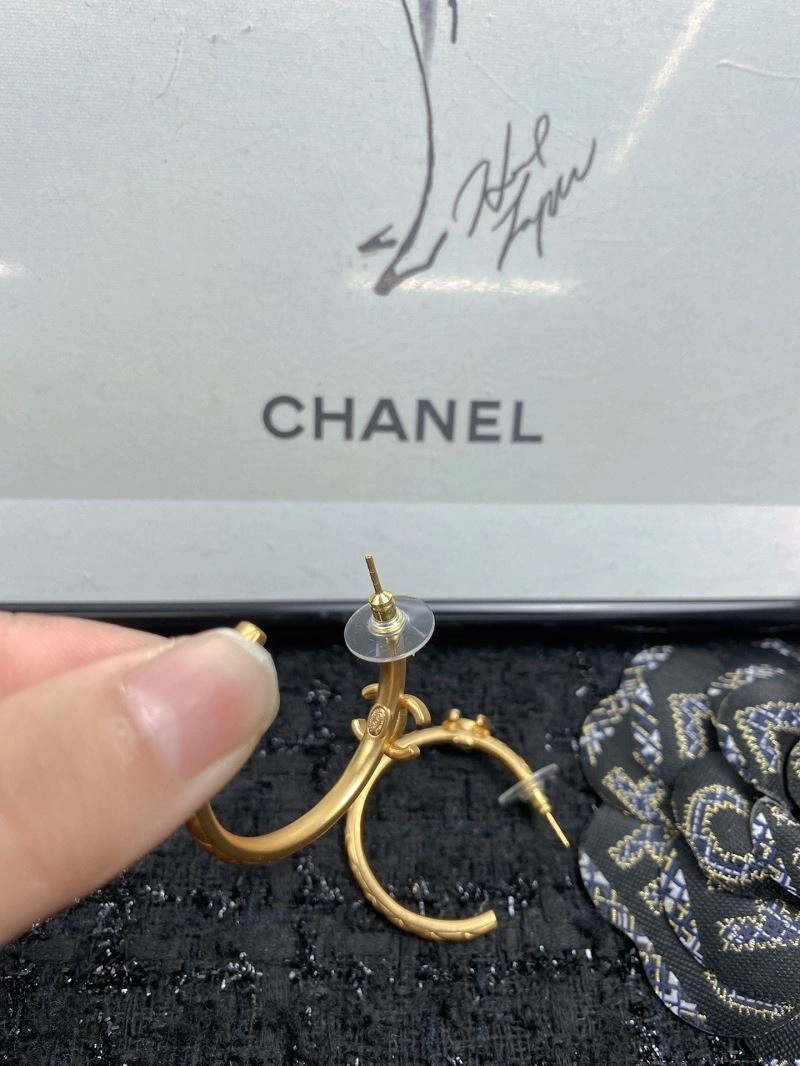 Chanel Earrings Stretchable 231203