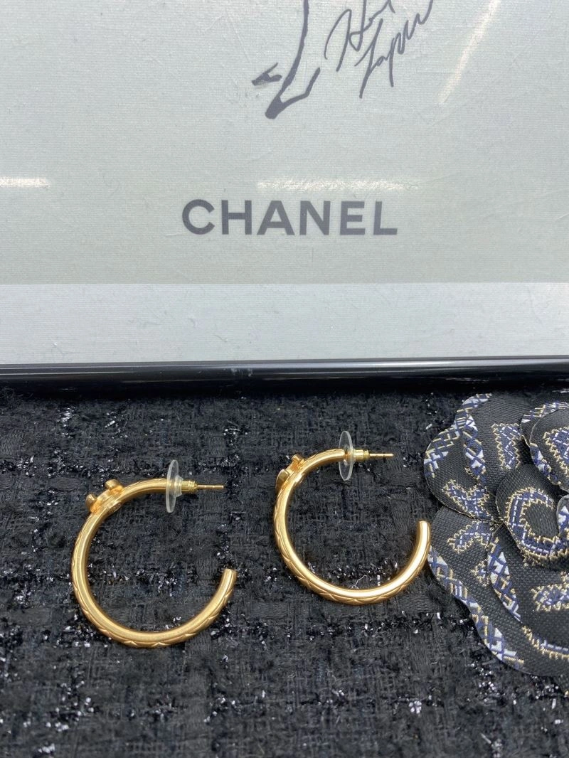 Chanel Earrings Stretchable 231203