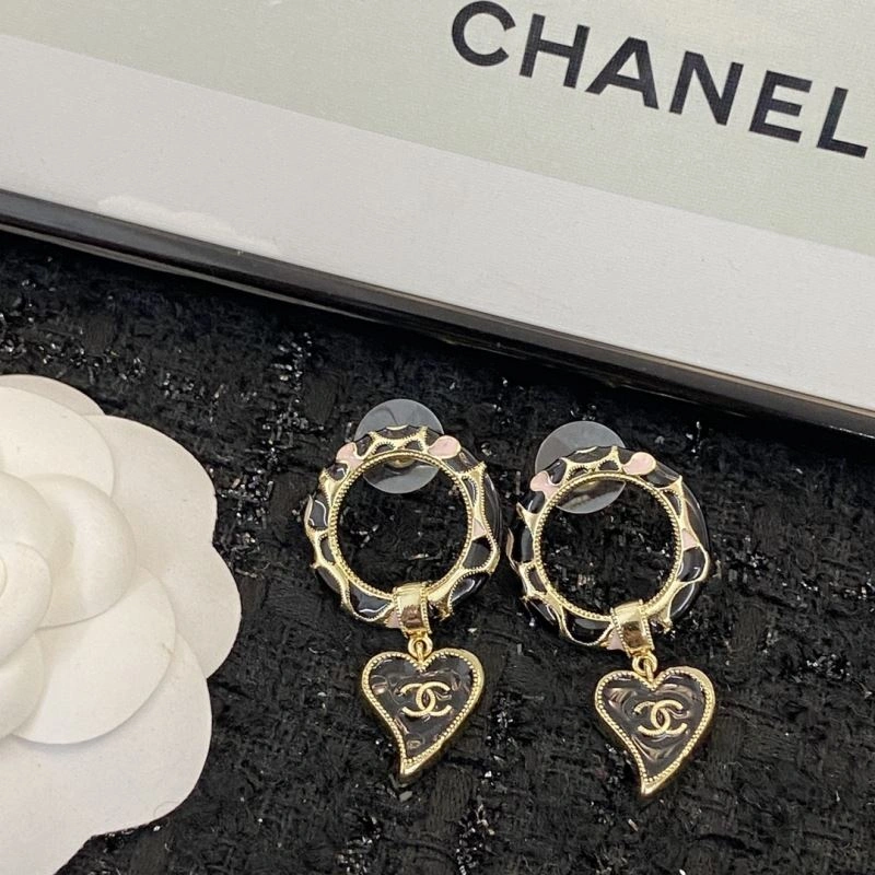 Chanel Earrings Practical 231254