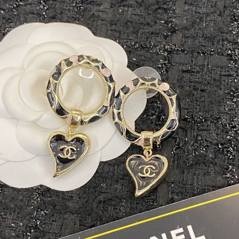 Chanel Earrings Practical 231254