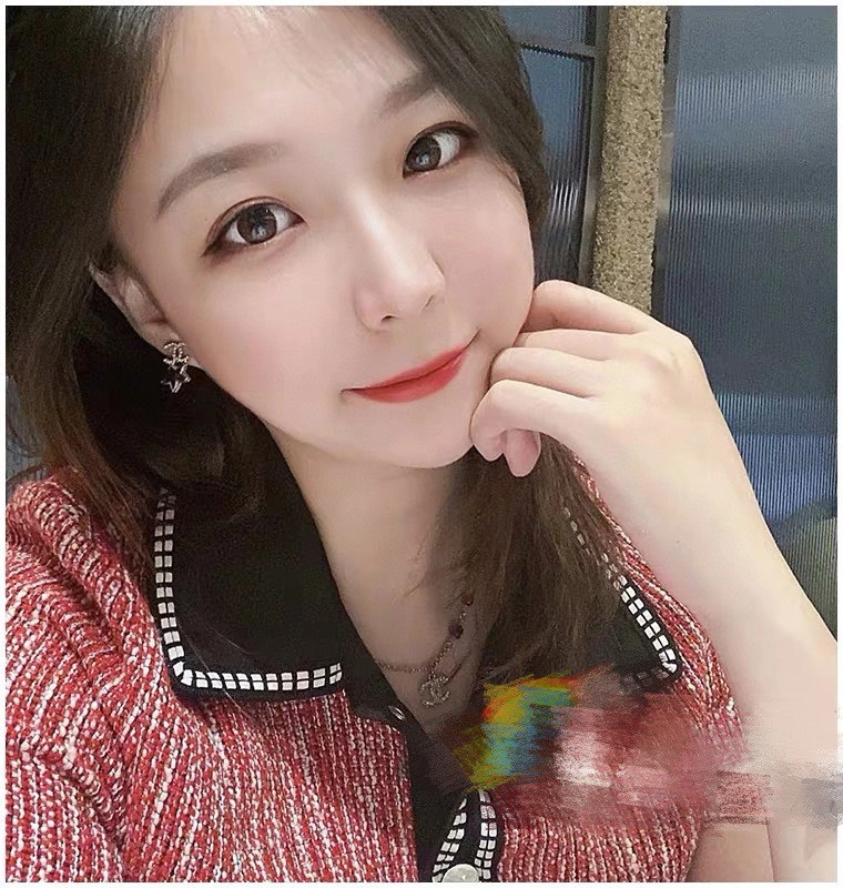 Sporty Chanel Earrings 231186