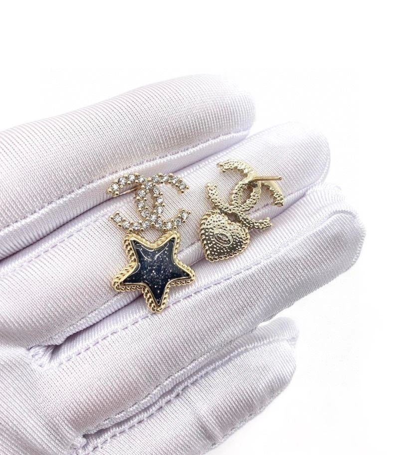Sporty Chanel Earrings 231186