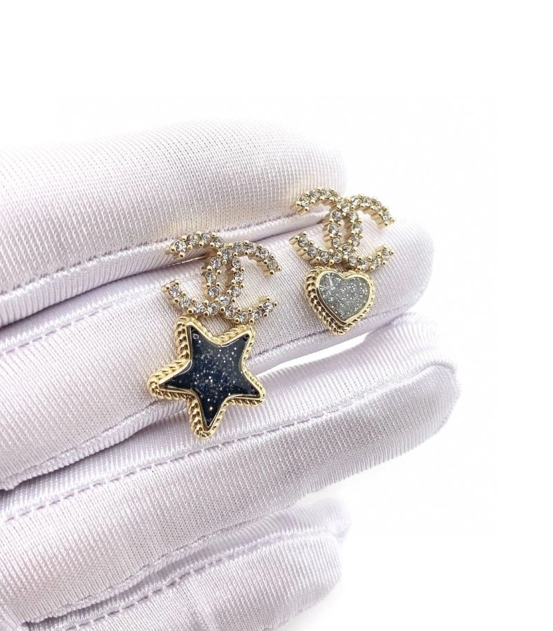 Sporty Chanel Earrings 231186