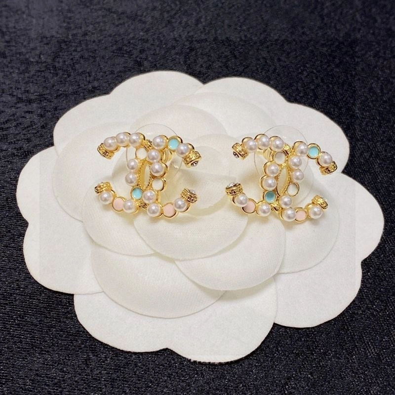 Chanel Earrings MoistureWicking 231174