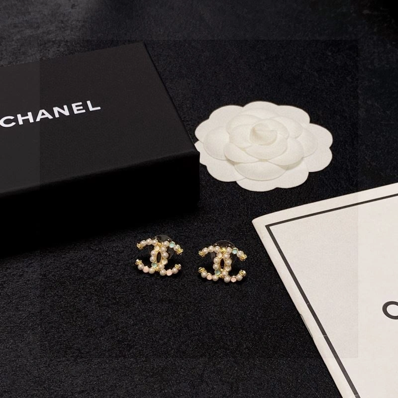 Chanel Earrings MoistureWicking 231174