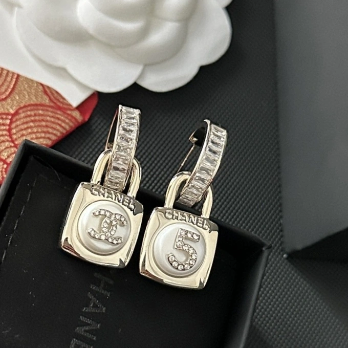 UrbanChic Chanel Earrings 231222