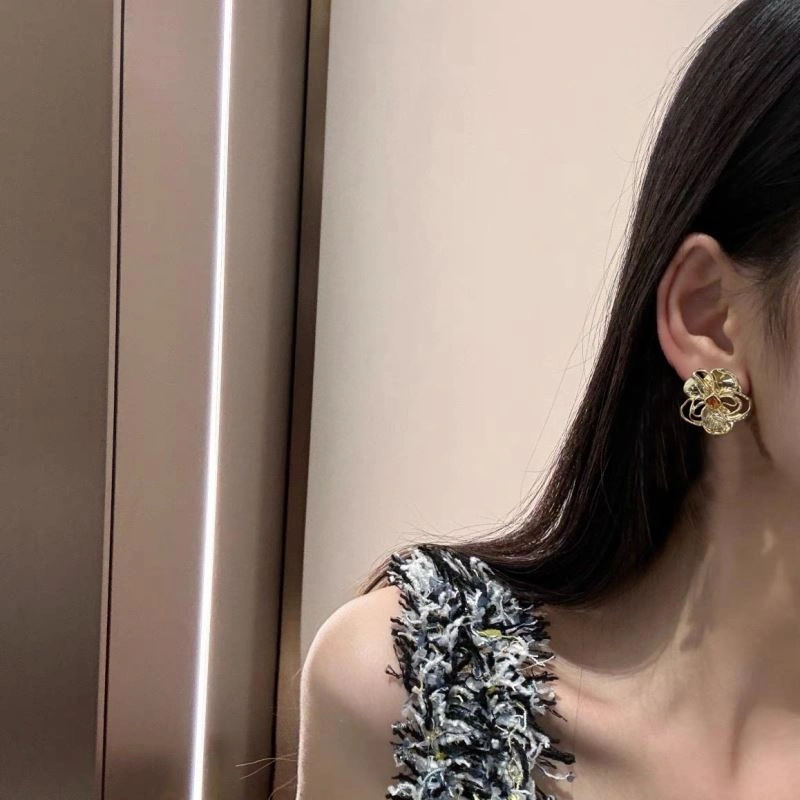 WrinkleFree Chanel Earrings 231185