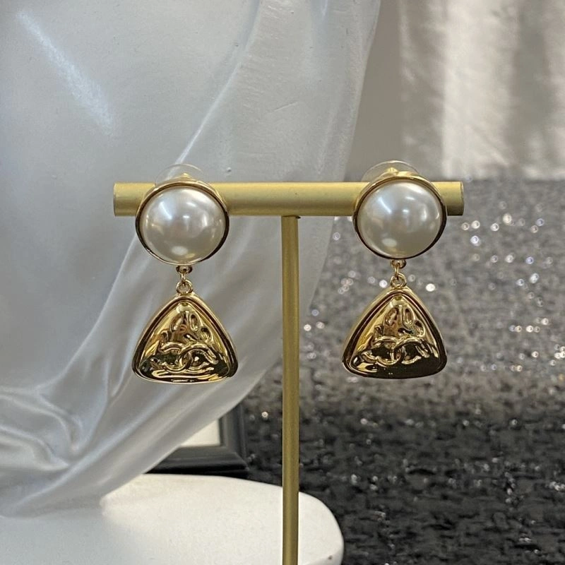 Casual Chanel Earrings 231209