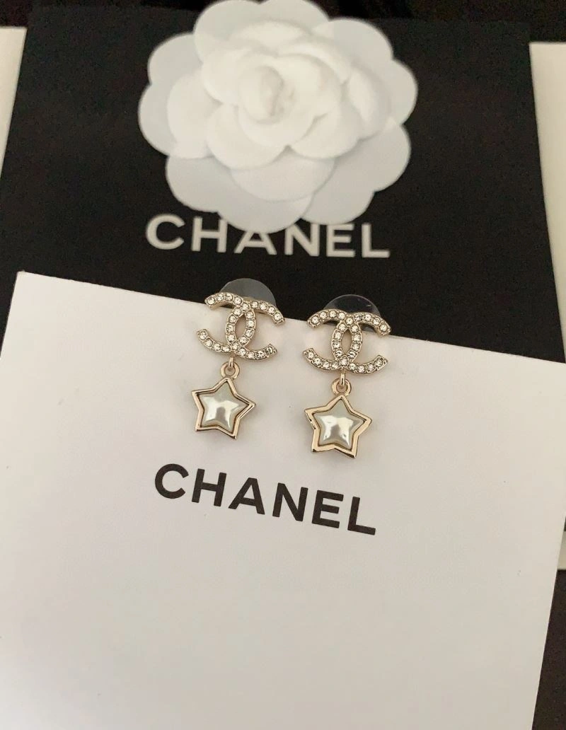 Comfortable Chanel Earrings 231178