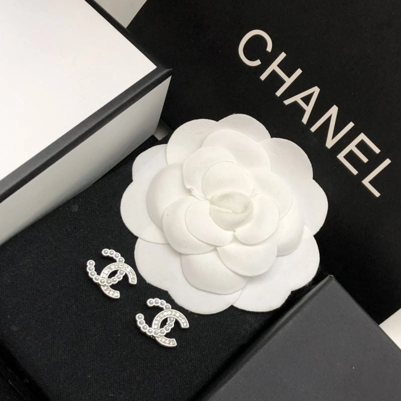 Chanel Earrings Refined 231162