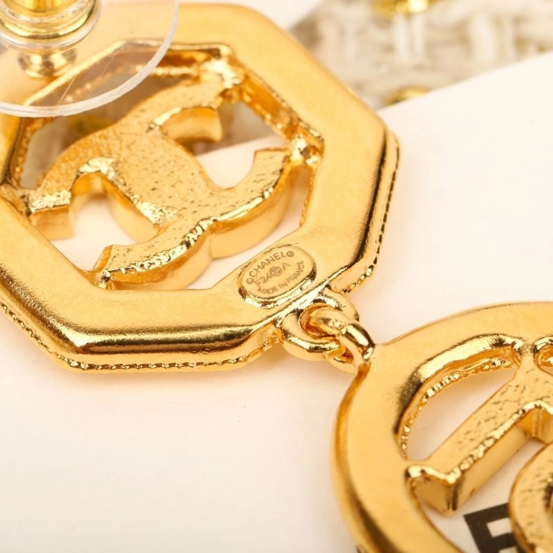 Reliable Chanel Earrings 231159