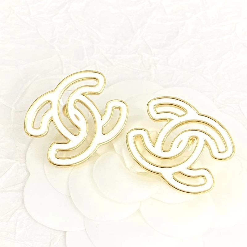 Chanel Earrings MoistureWicking 231181