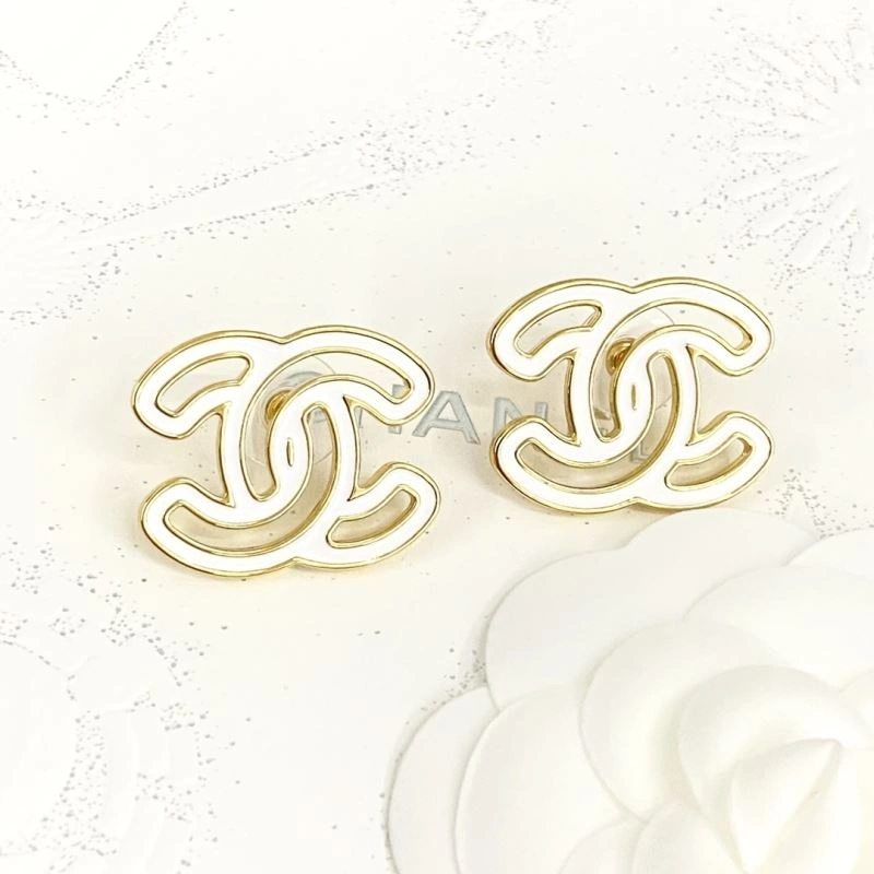 Chanel Earrings MoistureWicking 231181
