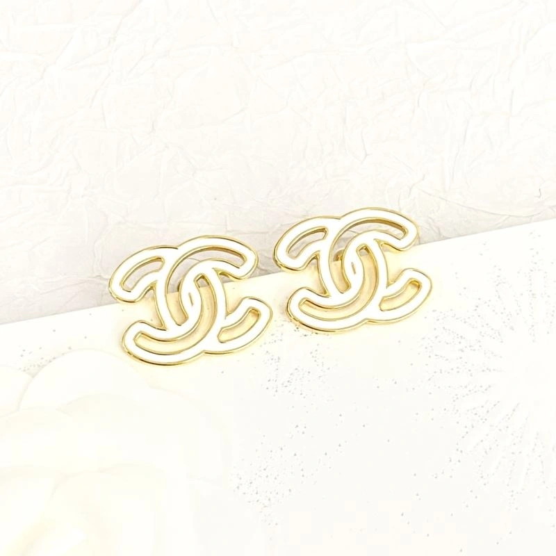 Chanel Earrings MoistureWicking 231181