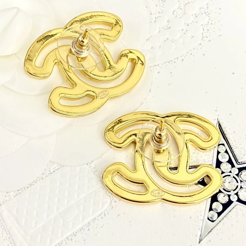 Chanel Earrings MoistureWicking 231181