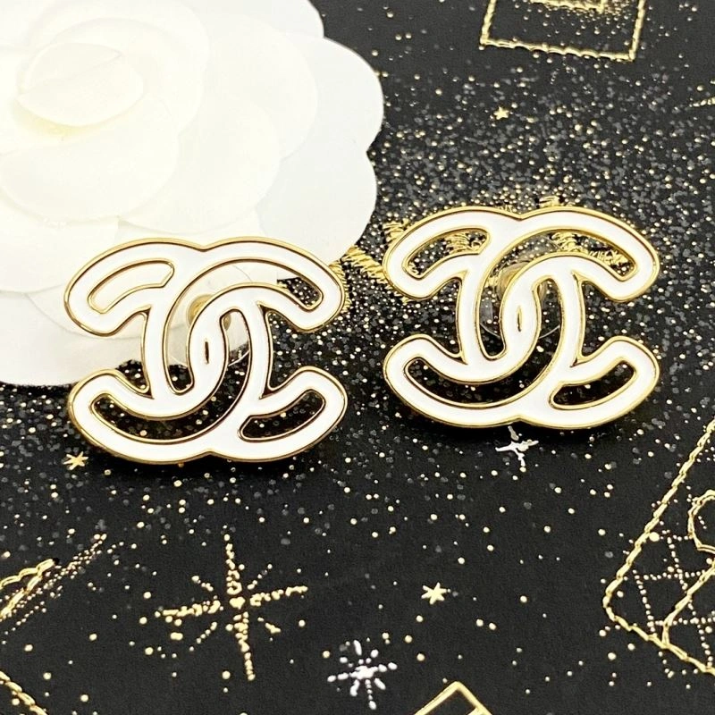 Chanel Earrings MoistureWicking 231181