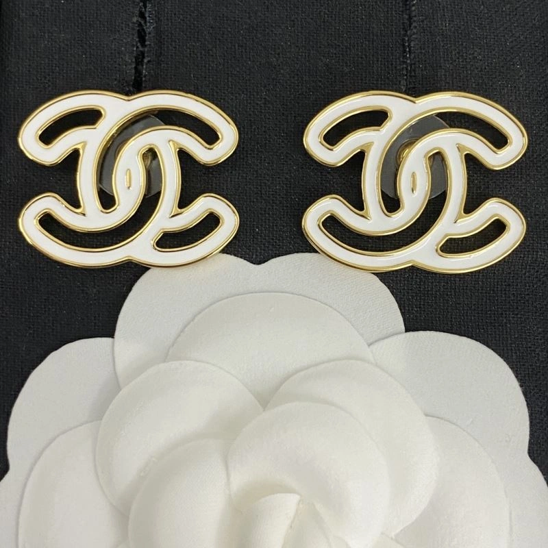 Chanel Earrings MoistureWicking 231181