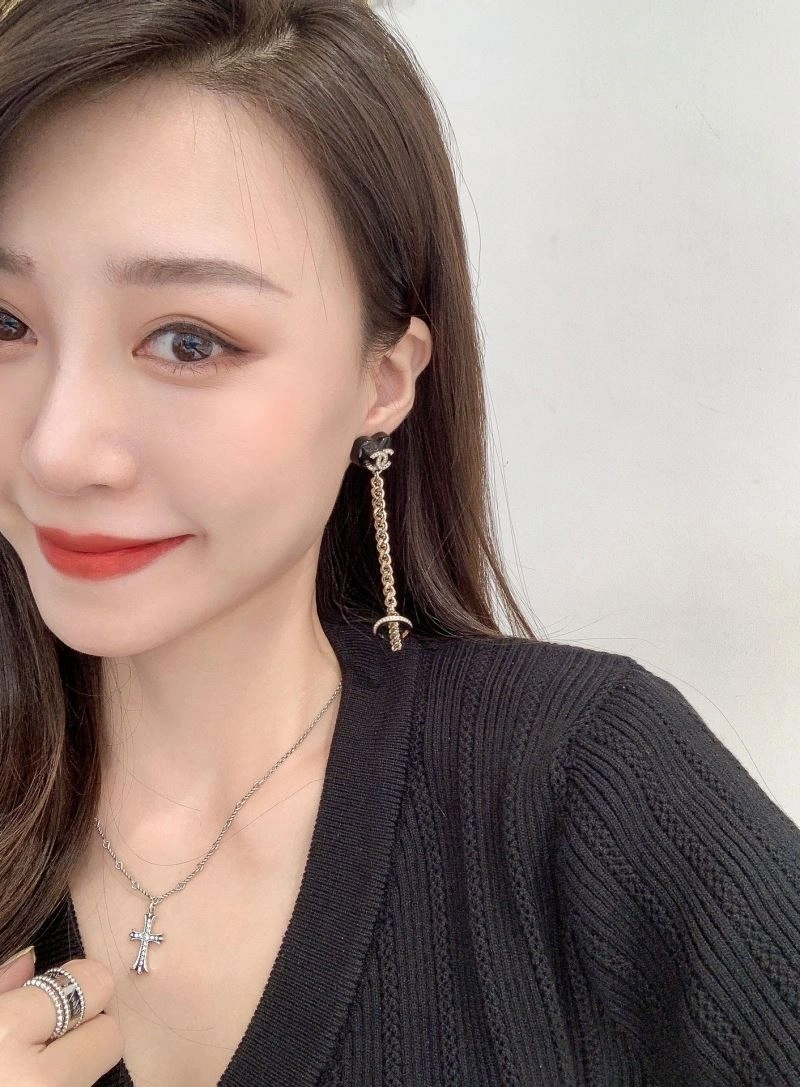 Flexible Chanel Earrings 231141