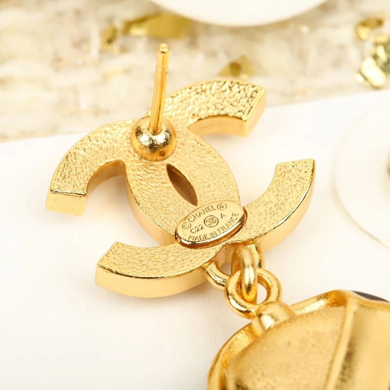 Chanel Earrings EyeCatching 231139