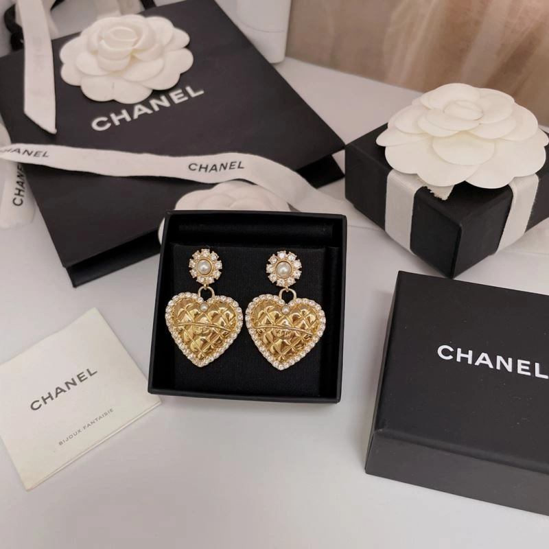 Chanel Earrings Functional 231184