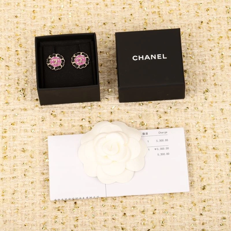 Casual Chanel Earrings 231154