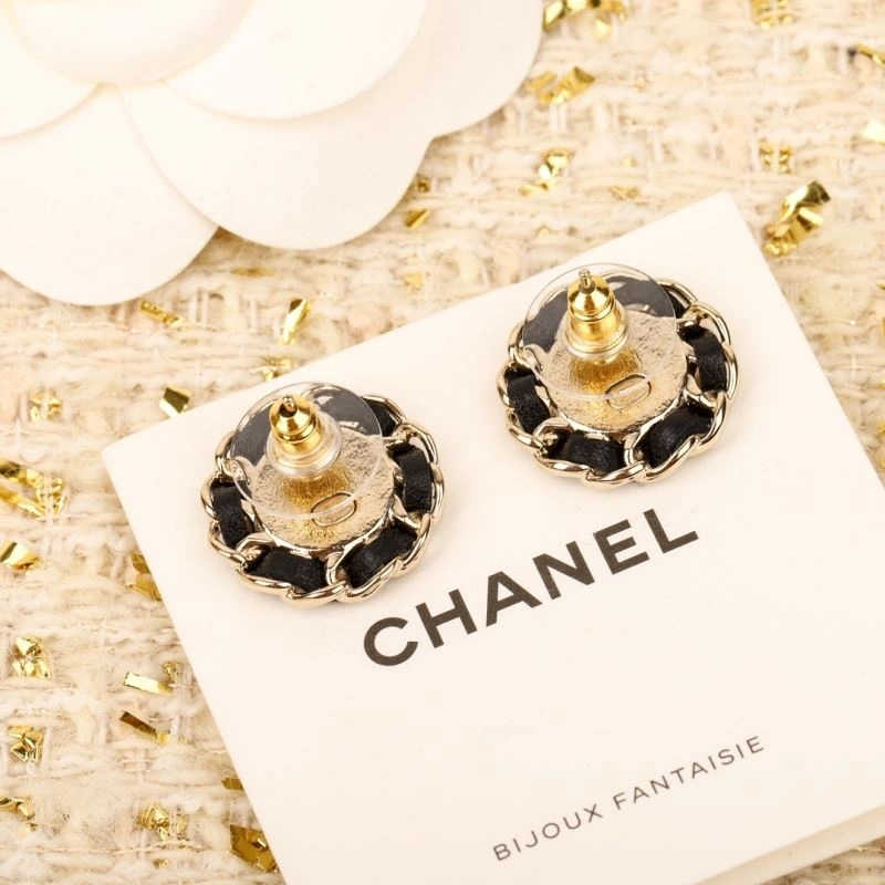 Casual Chanel Earrings 231154