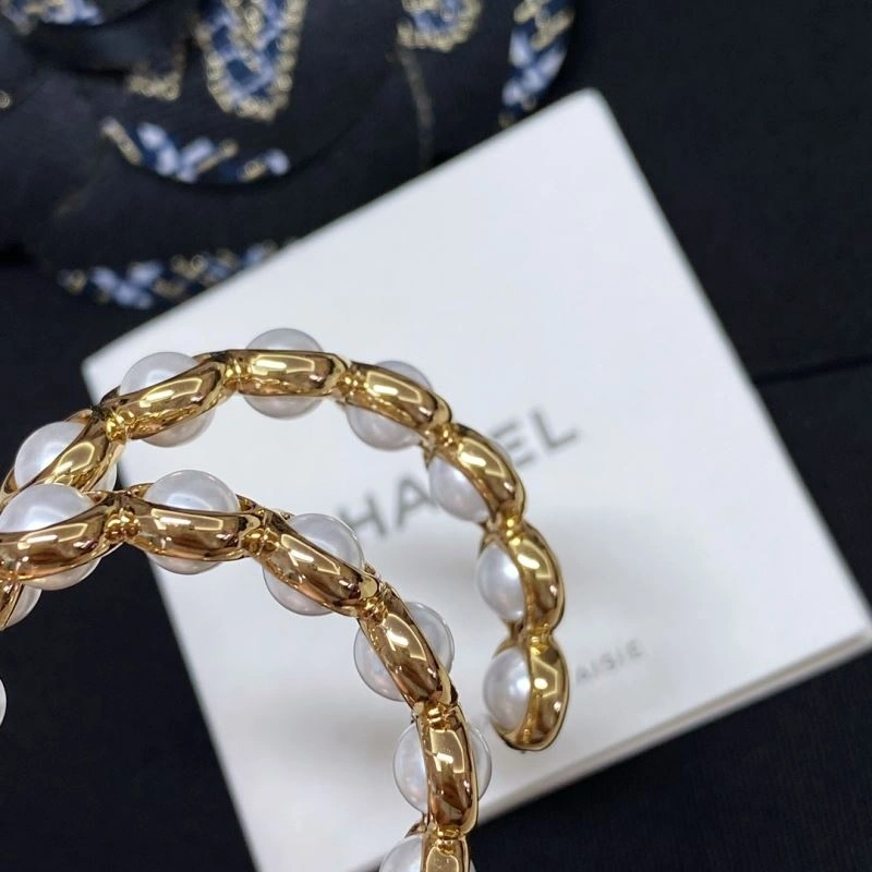 Chanel Earrings AllSeason 231148
