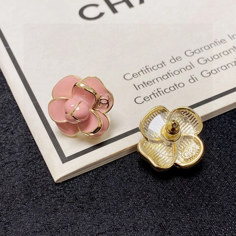 Chic Chanel Earrings 231136
