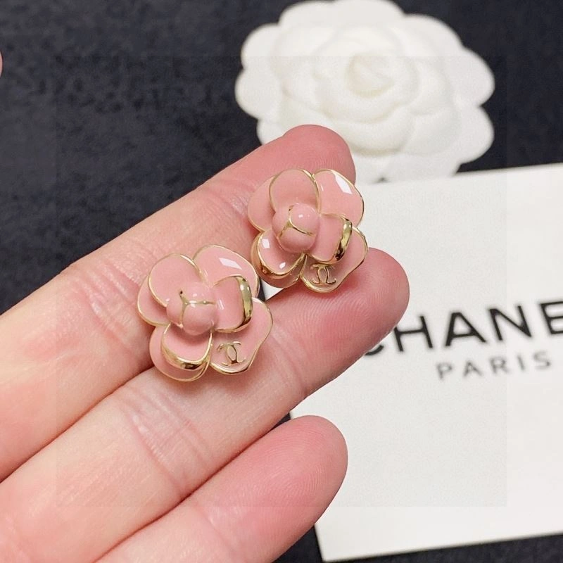 Chic Chanel Earrings 231136