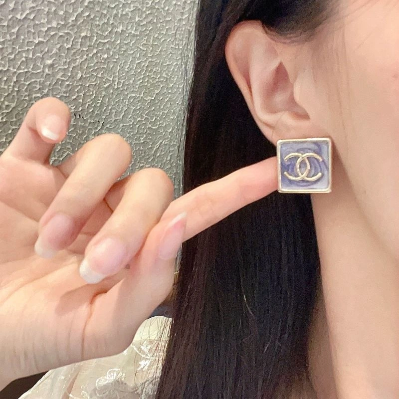 Durable Chanel Earrings 231163