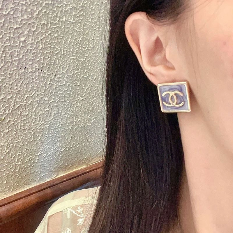 Durable Chanel Earrings 231163