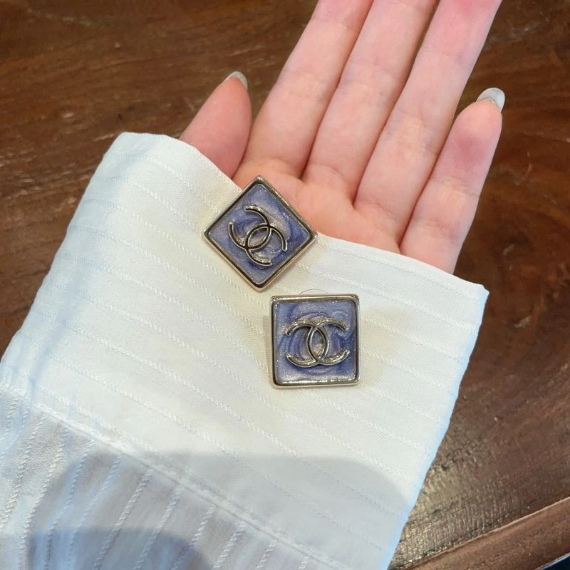 Durable Chanel Earrings 231163