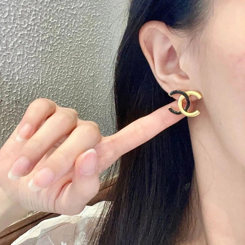 TimelessDesign Chanel Earrings 231158