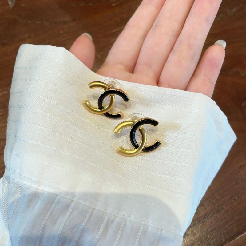 TimelessDesign Chanel Earrings 231158