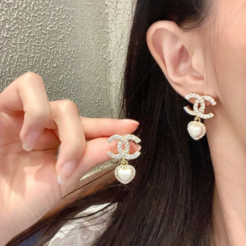 Durable Chanel Earrings 231144