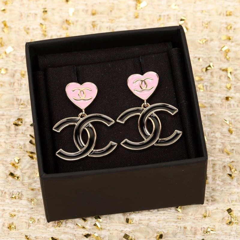 Chanel Earrings Minimalist 231131