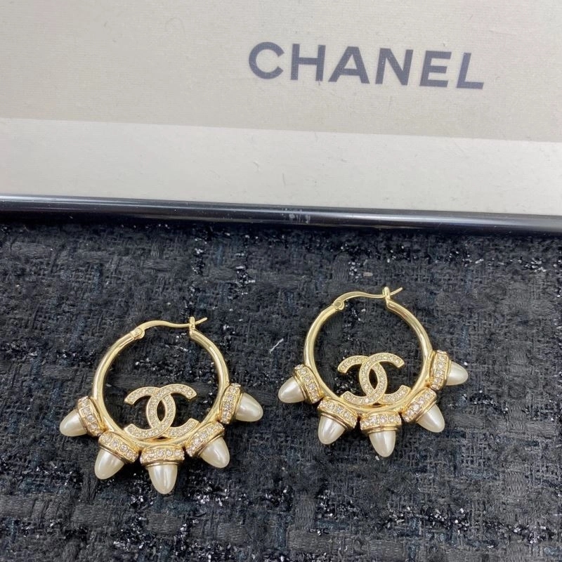 Lightweight Chanel Earrings 231127