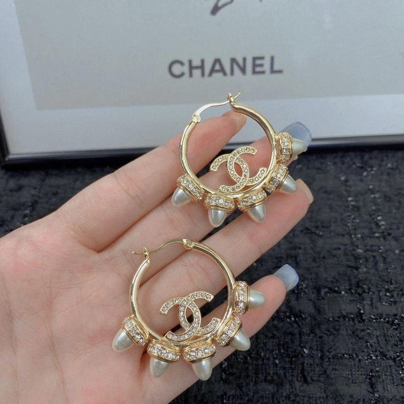 Lightweight Chanel Earrings 231127