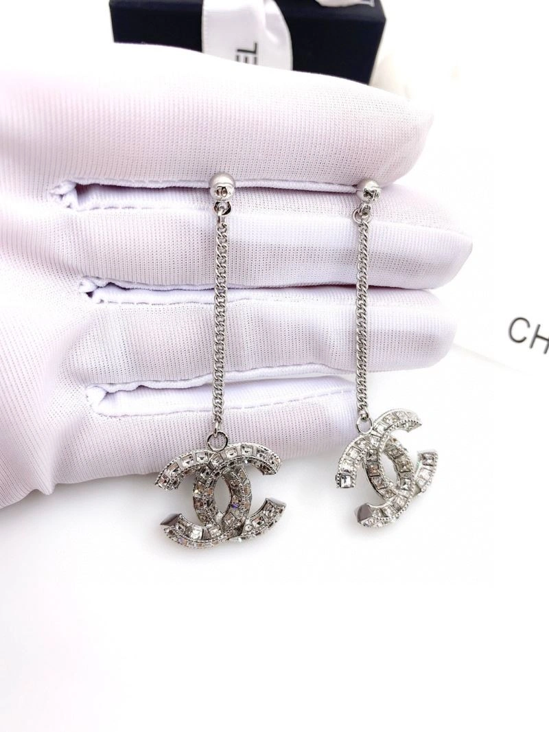 Chanel Earrings Breathable 231157