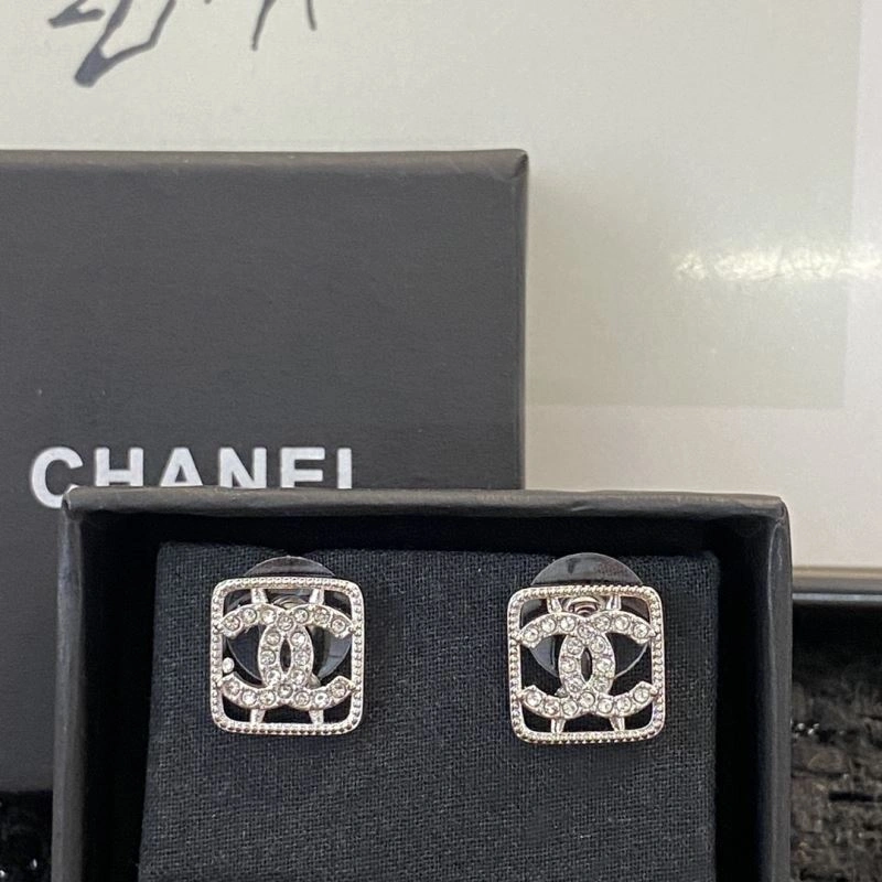 EasyCare Chanel Earrings 231152