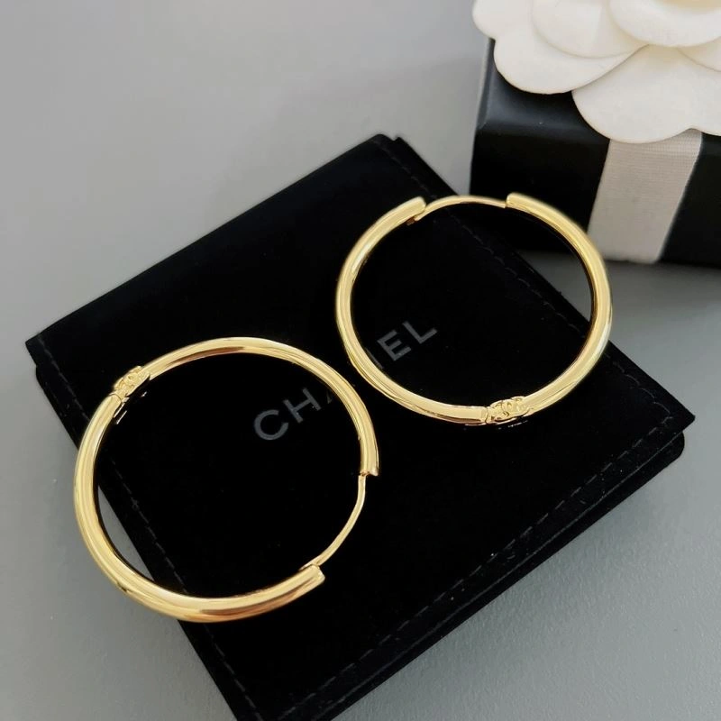 Popular Chanel Earrings 231115