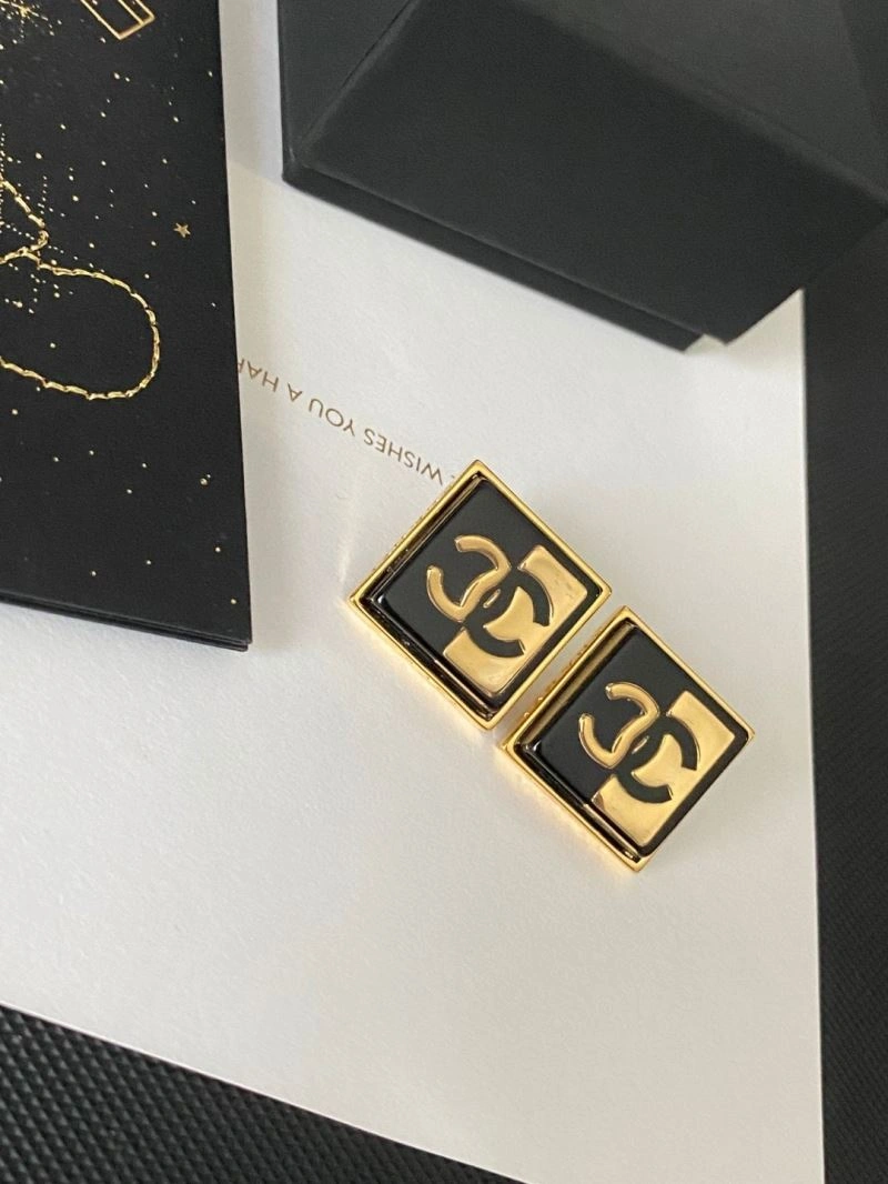 Chanel Earrings Reliable 231134