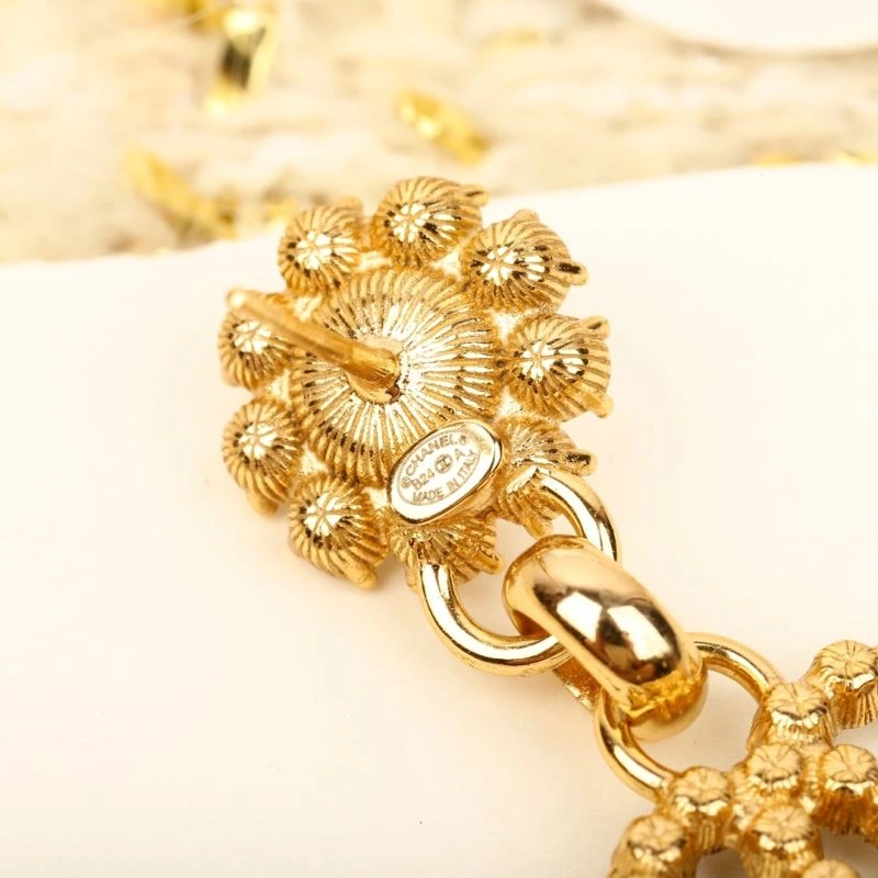 Soft Chanel Earrings 231110