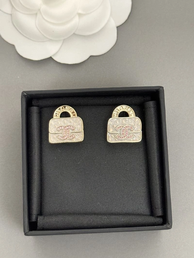TravelReady Chanel Earrings 231108