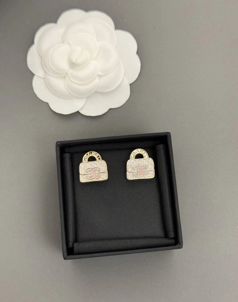 TravelReady Chanel Earrings 231108