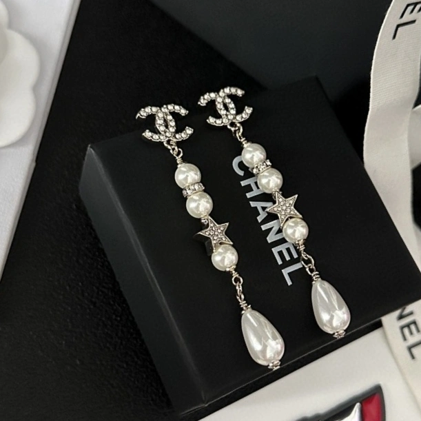 Efficient Chanel Earrings 231105
