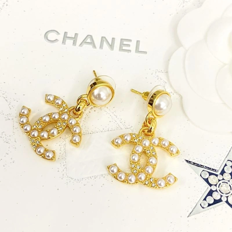 Chanel Earrings Vibrant 231143