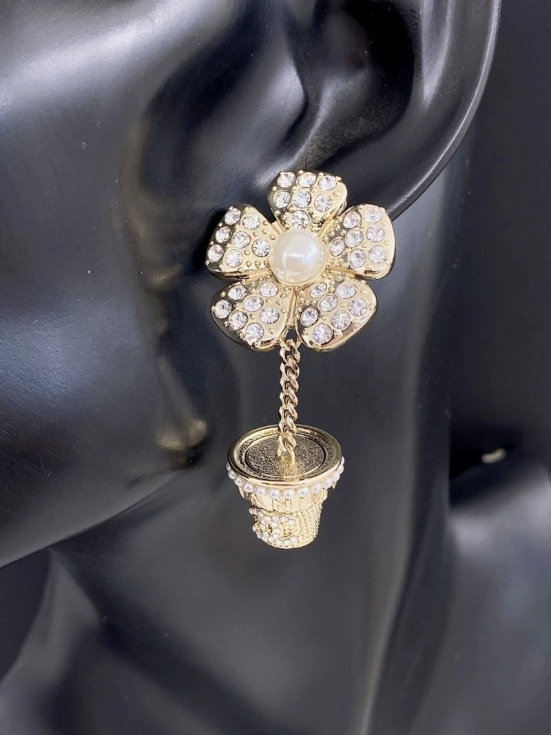 Stylish Chanel Earrings 231145
